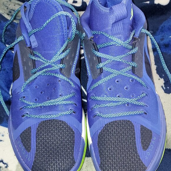 Mens Size 11 Jordan's - Picture 3 of 5